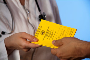 вакцина́ция, врач, К. м. н. Михаэль Моцны